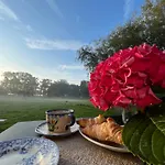 Le Manoir De La Campagne بيت ضيافة