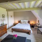 Le Manoir De La Campagne Affittacamere Yebleron