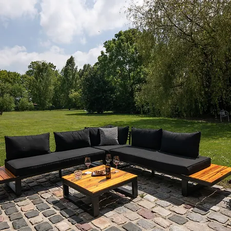 Le Manoir De La Campagne Yebleron